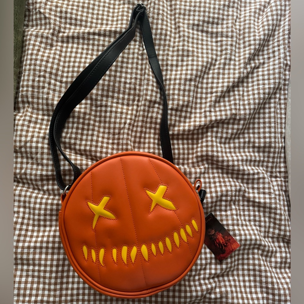 TRICK OR TREAT STUDIOS - TRICK R TREAT SAM O LANTERN
BAG - LIT (YELLOW)